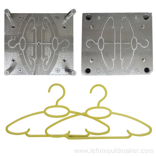 Customized plastic injection clothes hanger mould